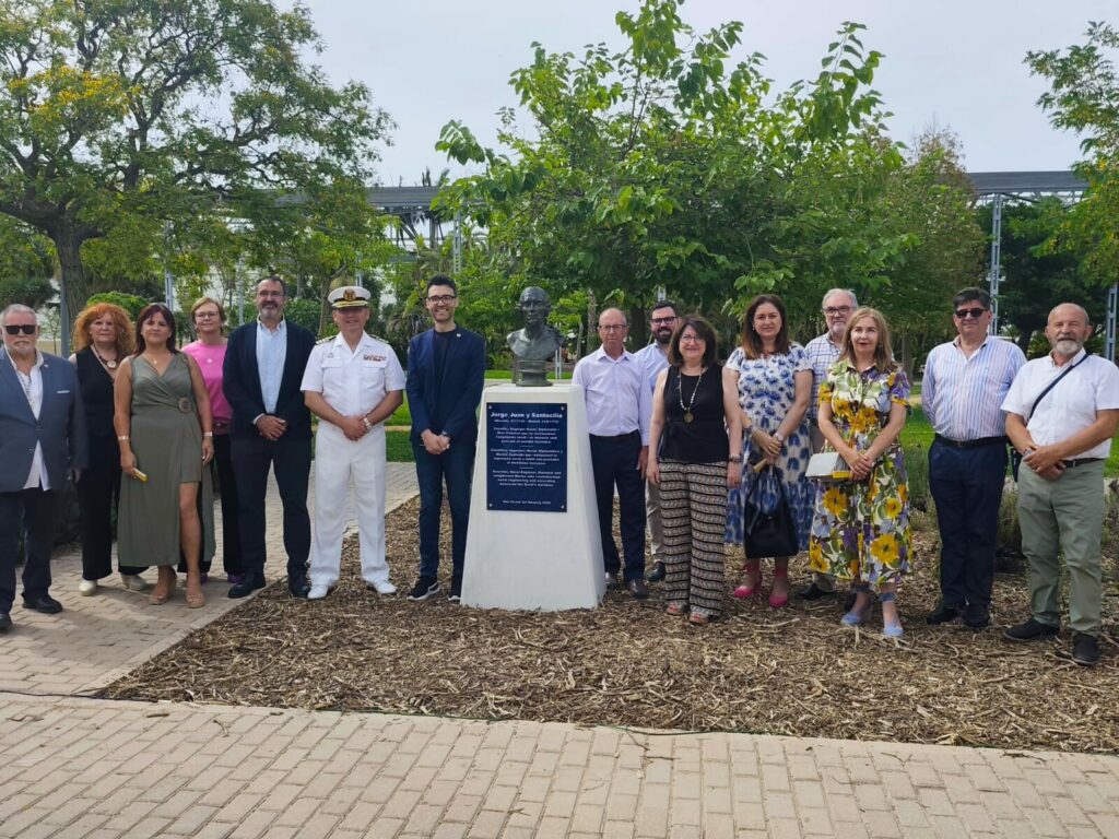 Inauguración busto Jorge Juan en la Universidad de Alicante  