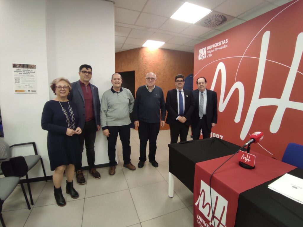 1000167470-1024x768 Ponencia en la UMH sobre las Medición del Meridiano por Vicente Baus Berenguer