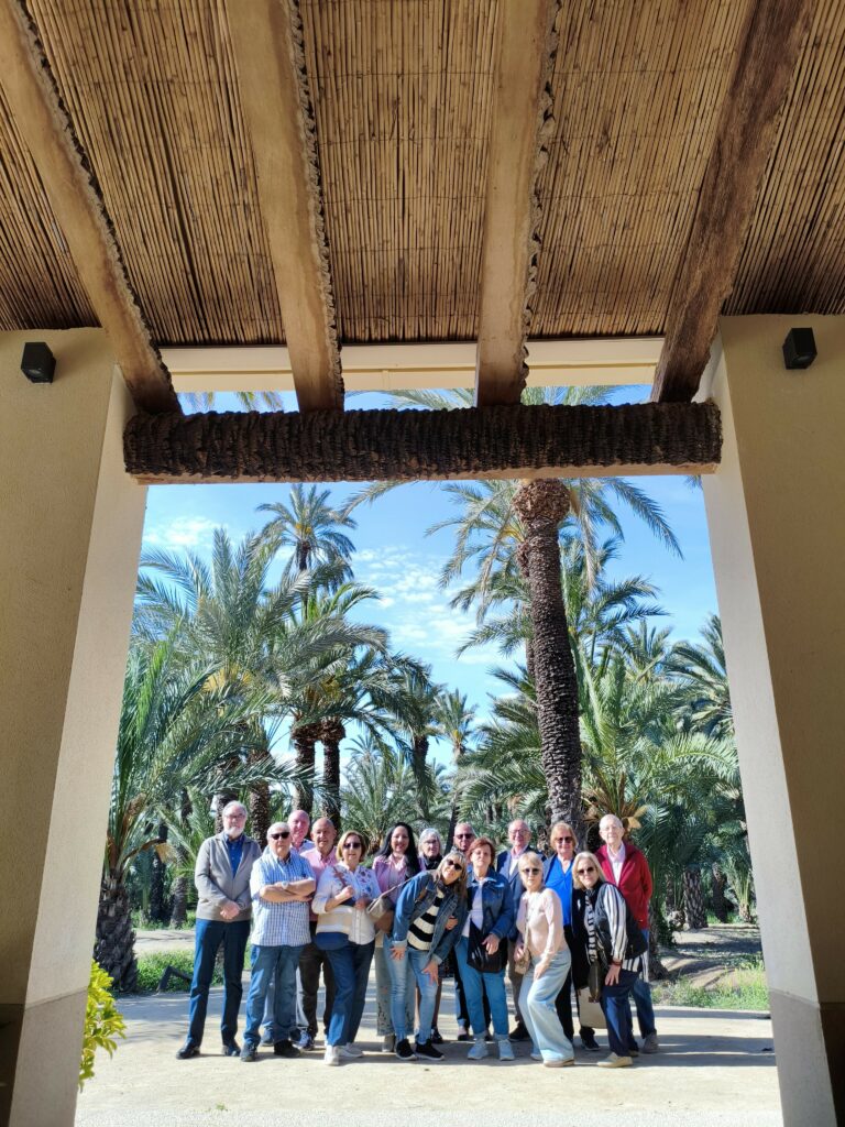 1000177331-768x1024 Visita a la Casa Museo del Huerto de los Pontos y al Museo Escolar de Puçol